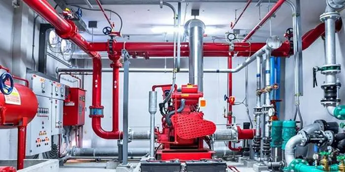 تاسیسات مکانیکی ساختمان با رنگ قرمز